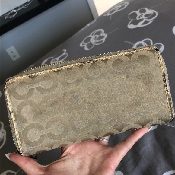 COACH WALLET - Picture 2 of 5